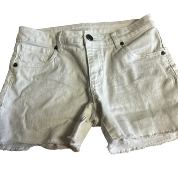 Kut Women's White Denim Cut-Off Shorts Frayed Hem Size 2 Casual - Picture 1 of 11